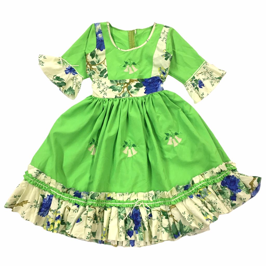 Vestido de Huasita Verde Con Flores