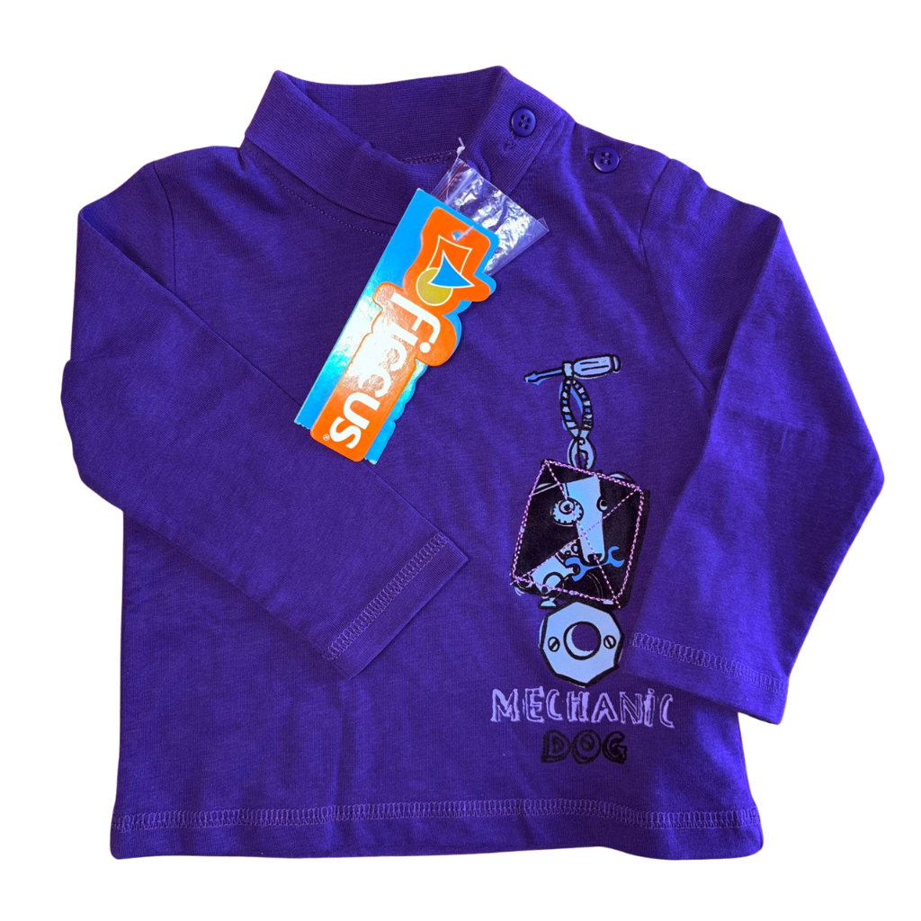 Polera manga larga etiqueta morado con diseño de tuerca