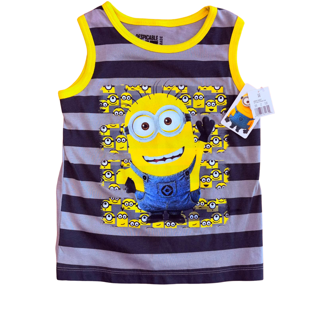 Polera con etiqueta de rayas grises y estampado de minions