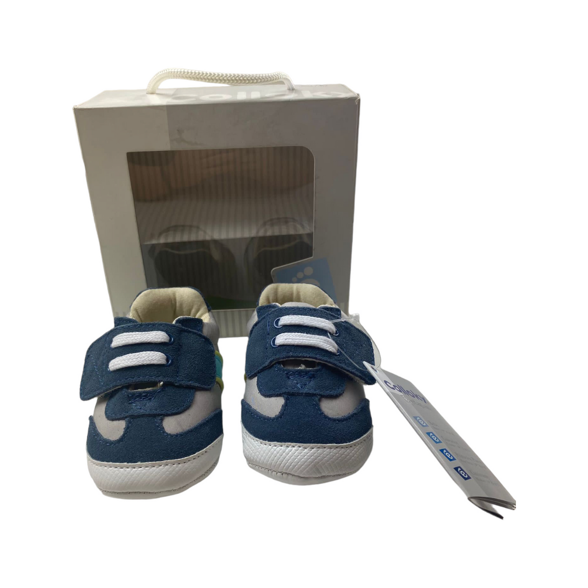 Zapatillas azul  con cordones Nuevas en su caja