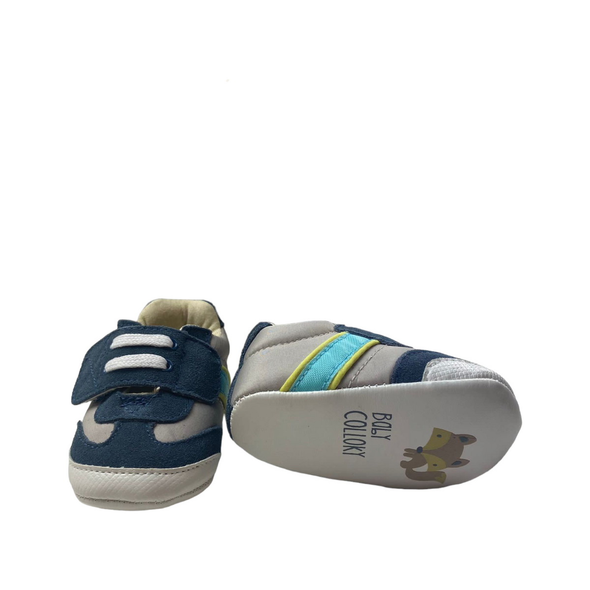 Zapatillas azul  con cordones Nuevas en su caja