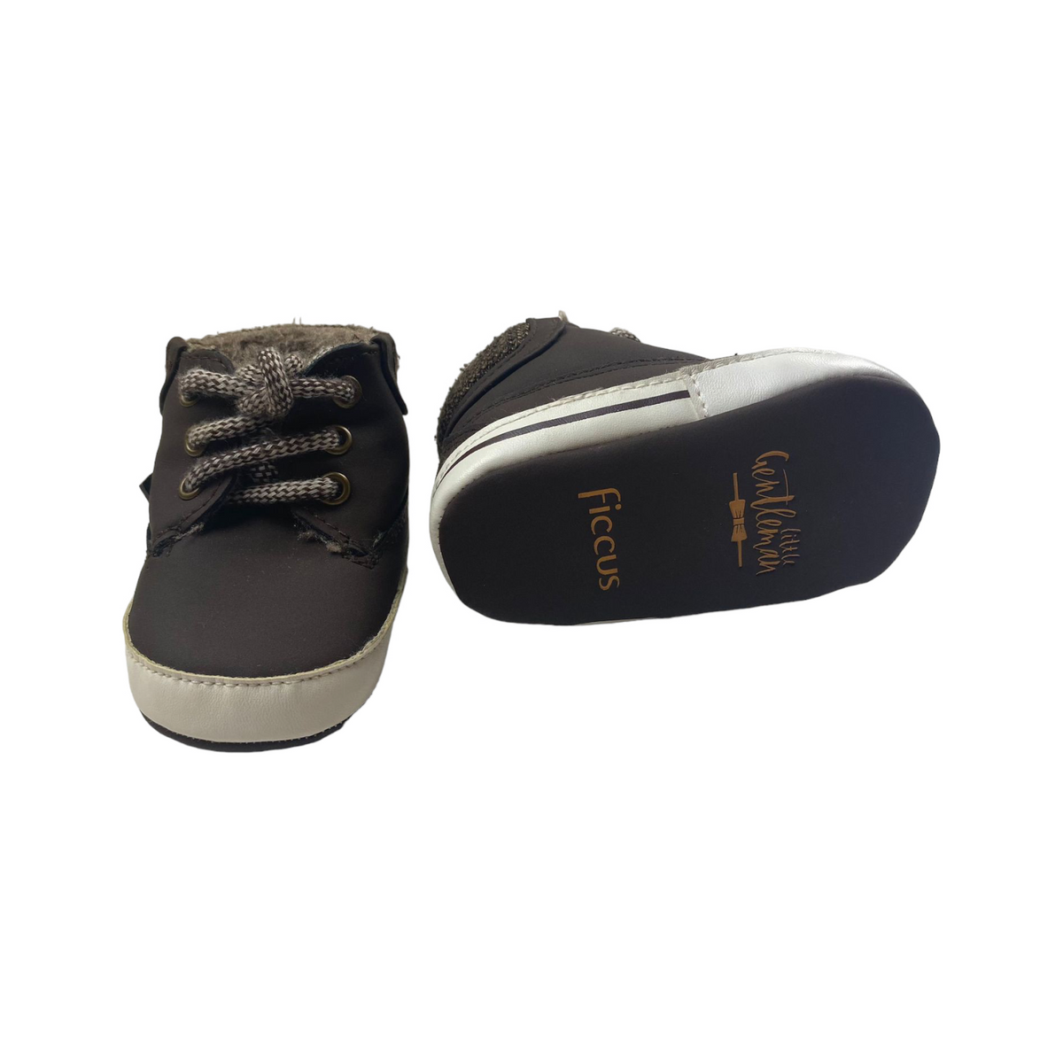 Zapatillas cafe con cordones e interior peludito