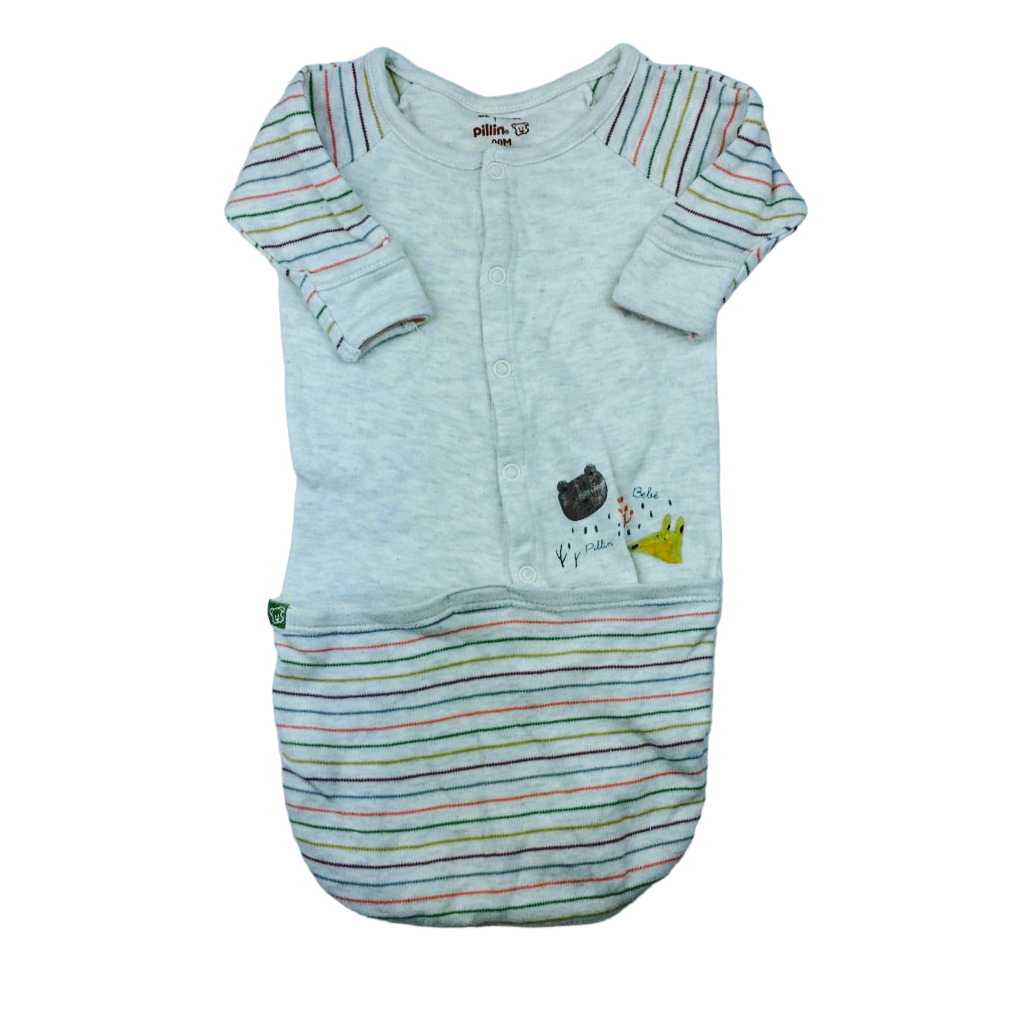 Swaddle crema con rayas rojas, verde y lila