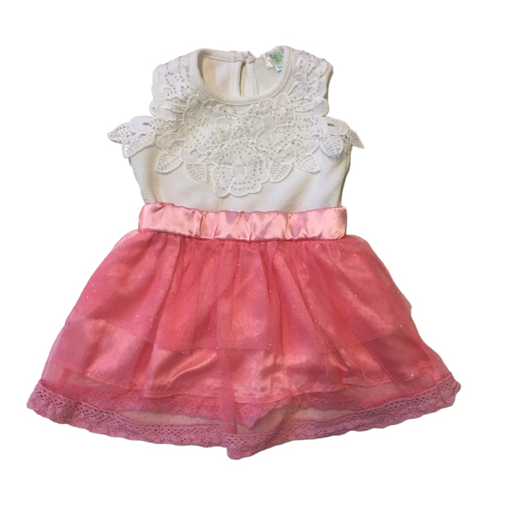 Vestido blanco con tull rosado